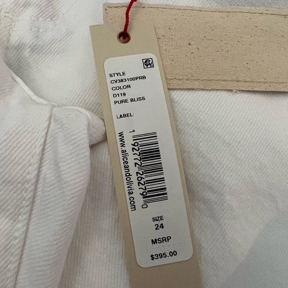 Alice + Olivia white jeans tall - Picture 4 of 4